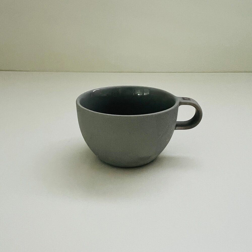 NESPRESSO Big Game Medium Matte Dark Gray Cappuccino Coffee Mug Cup D2450